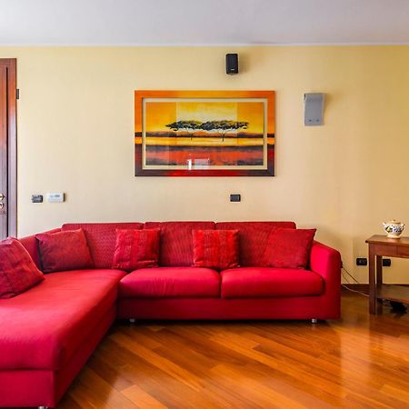 Jacuzzi Apartment In Italian Villa, Wi-Fi & Garden Sassuolo - Maranello Casalgrande Eksteriør billede